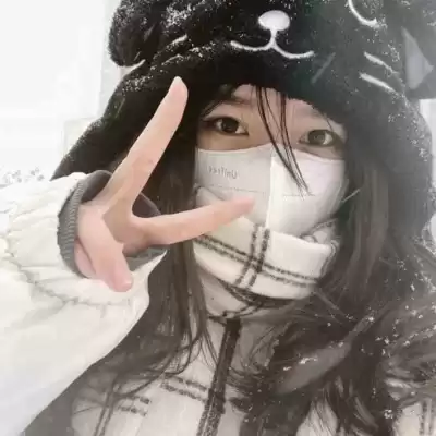 仰映容